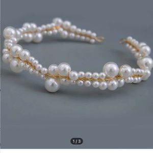 NWOT faux pearl gold-tone headpiece